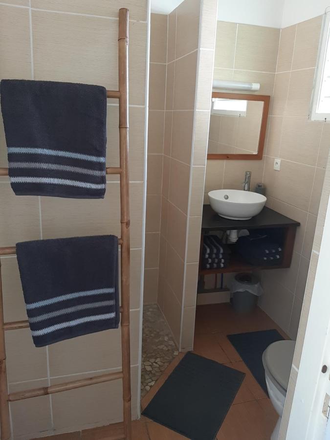 Akate Apartment Ле Троа-Илет Екстериор снимка