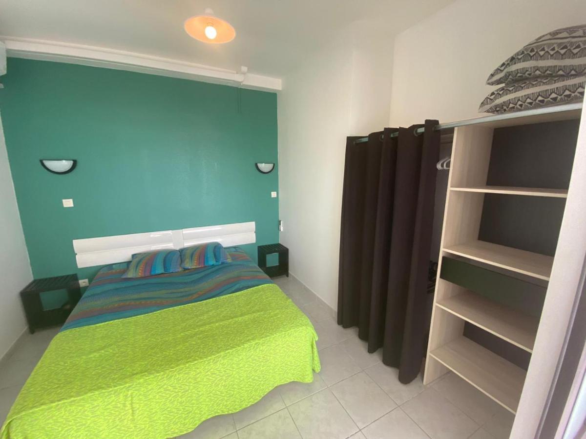 Akate Apartment Ле Троа-Илет Екстериор снимка