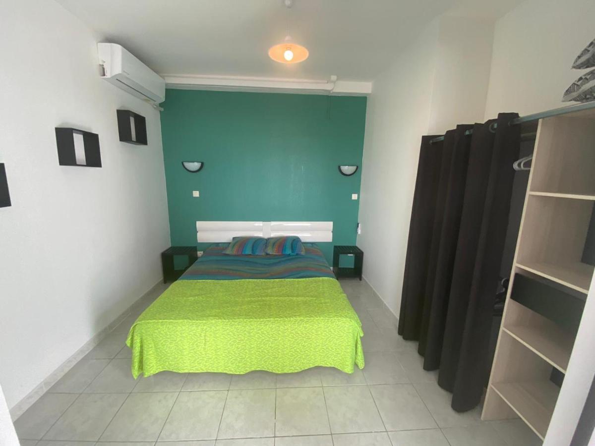Akate Apartment Ле Троа-Илет Екстериор снимка