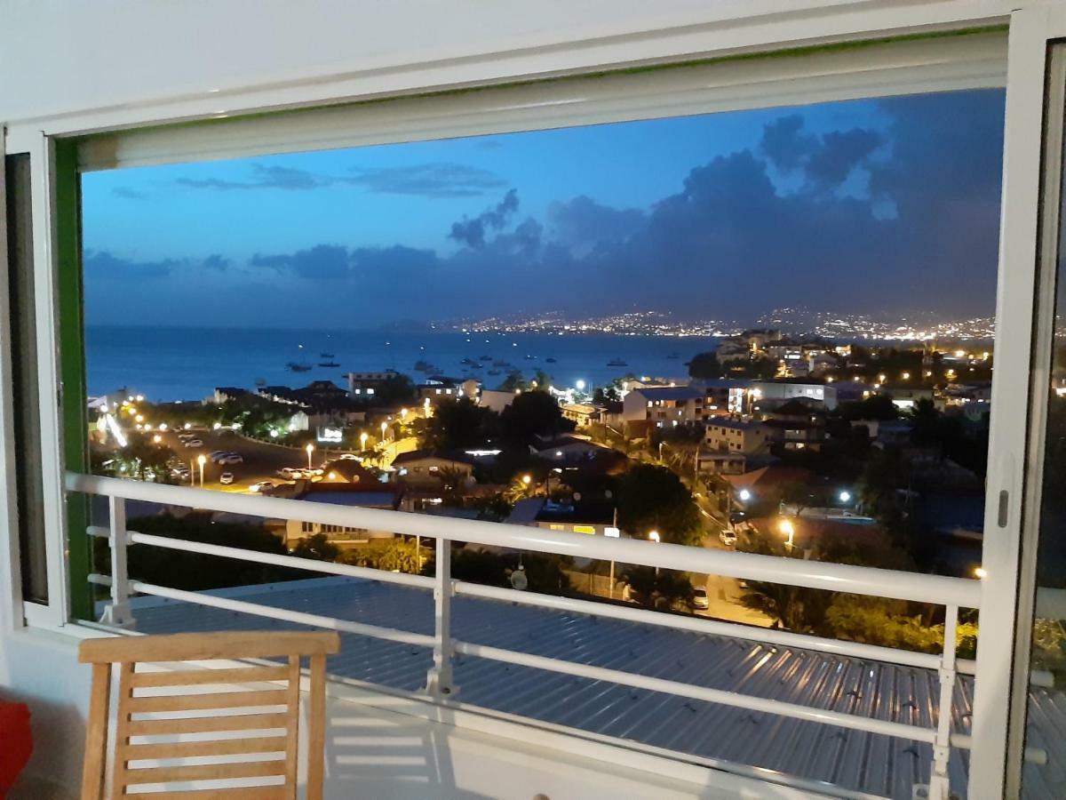 Akate Apartment Ле Троа-Илет Екстериор снимка